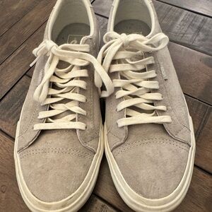 Vans Unisex Grey Suede Ultracush Sneakers